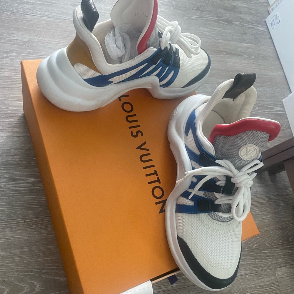 Louis Vuitton “electric blue” Archlight sneaker
